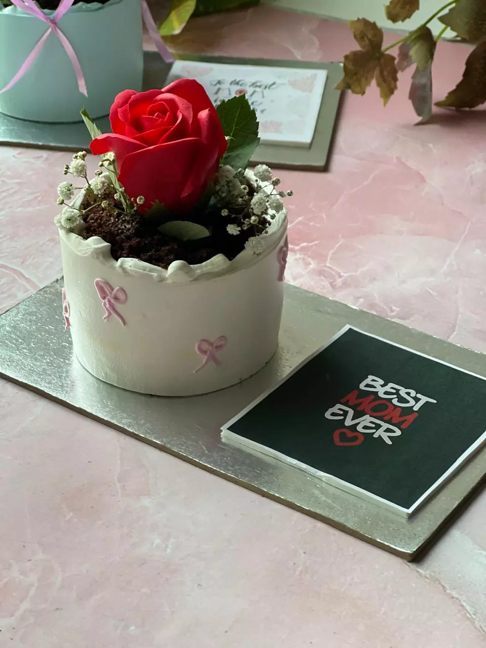 Moms Garden Dream Chocolate Cake