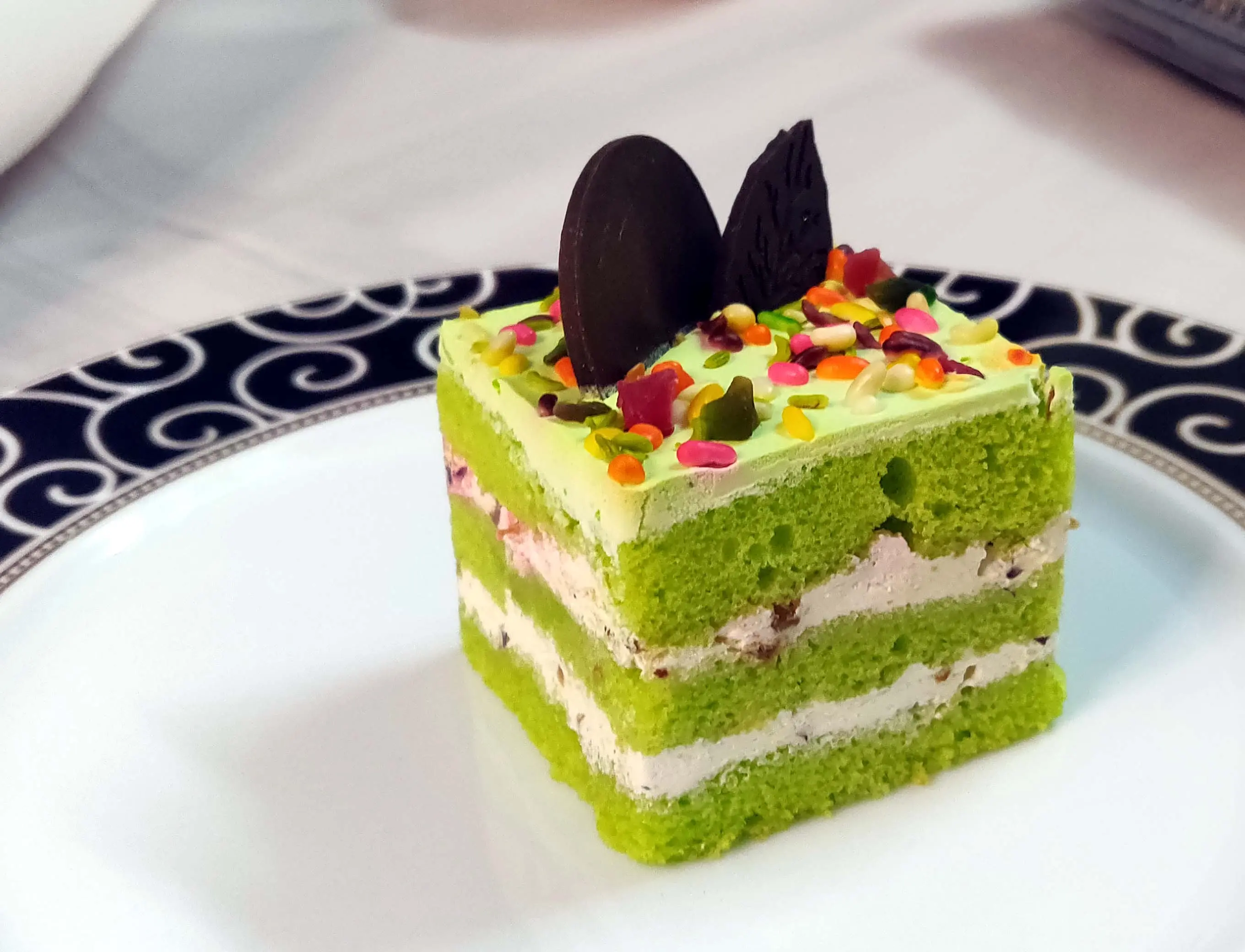 Meetha Paan Pastry