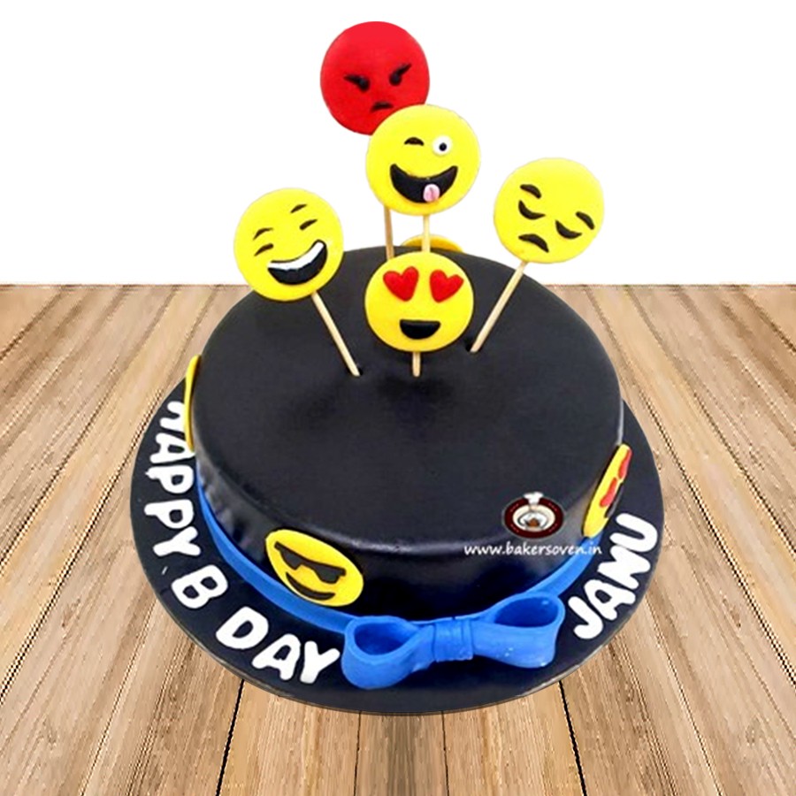 EMOJI PINEAPPLE CAKE