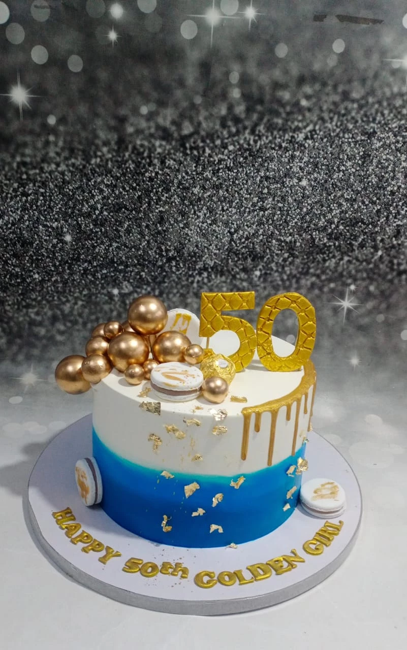 Golden 50Th Cake