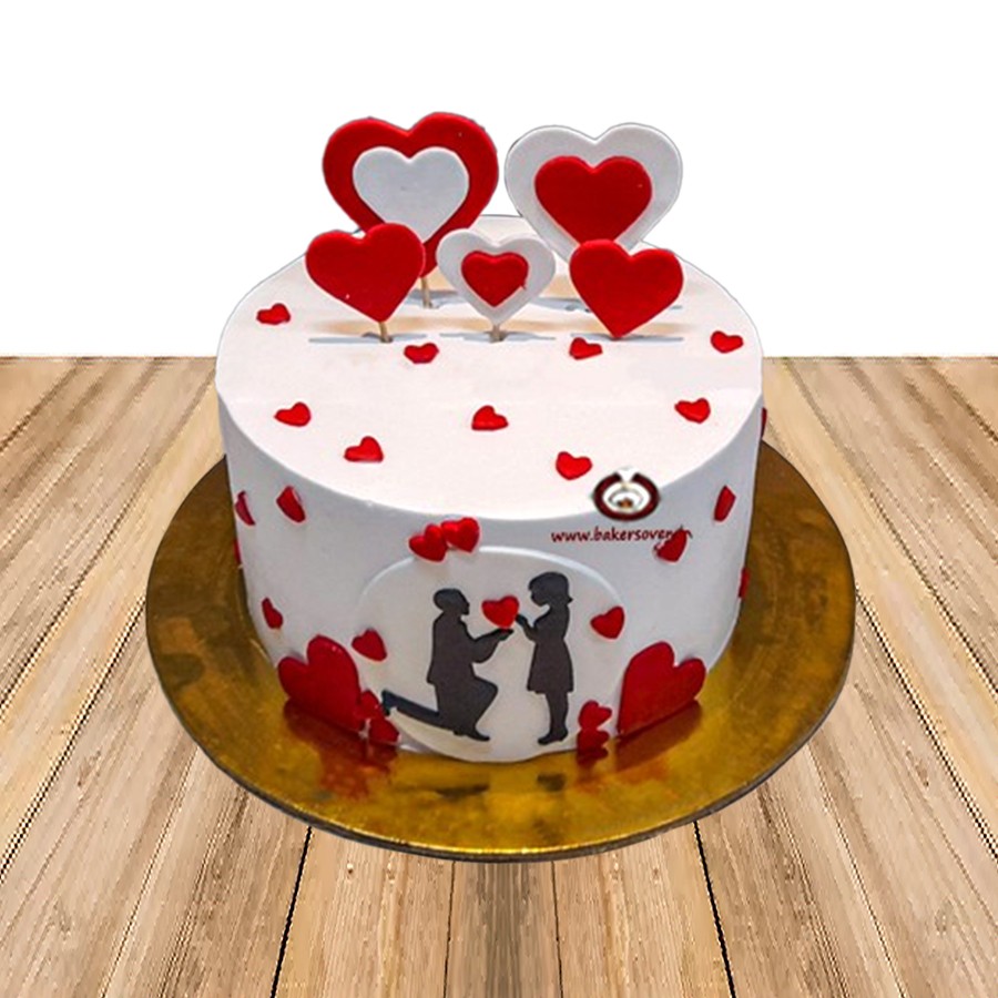 Love Couple Together Fondant Cake, 24x7 Home delivery of Cake in Reserve  Bank building, Kolkata