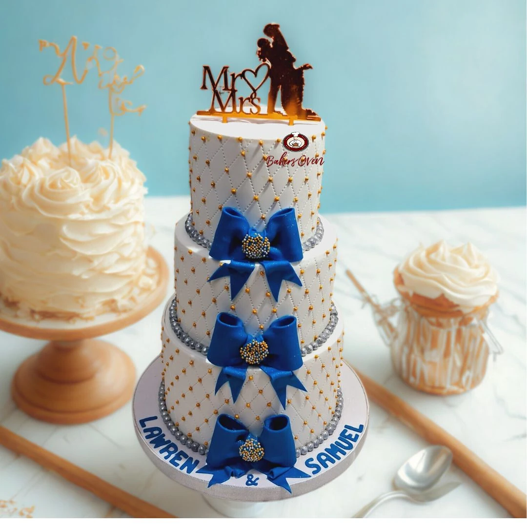 4215 Anniversary Cakes