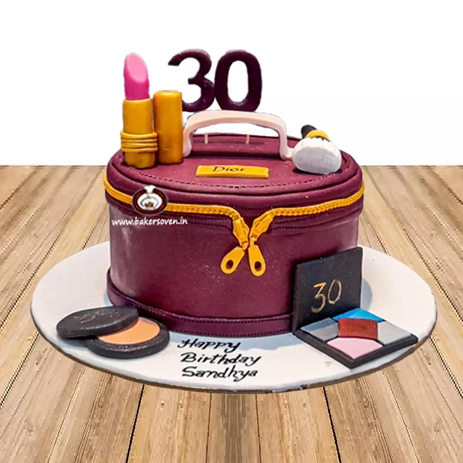 MakeUp Theme Cake 3