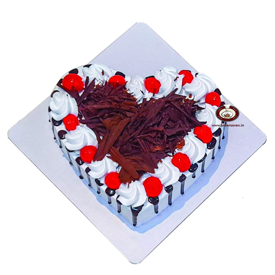 Black heart cake🖤 | Heart cake, Cake, Luxury lifestyle dreams