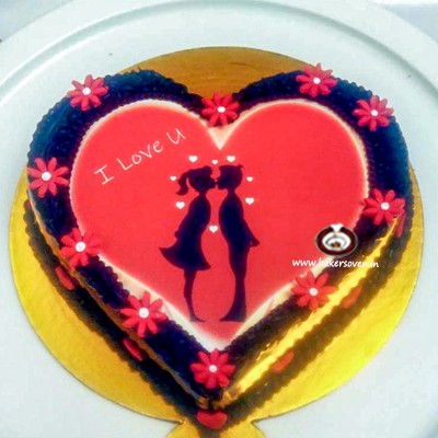 Gene Simmons KISS Cake — Birthday Cakes | Red velvet cake, Cake, Rock cake