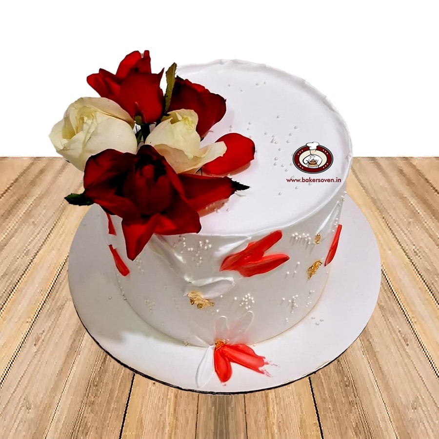 Red, White And Blue With Roses Cake