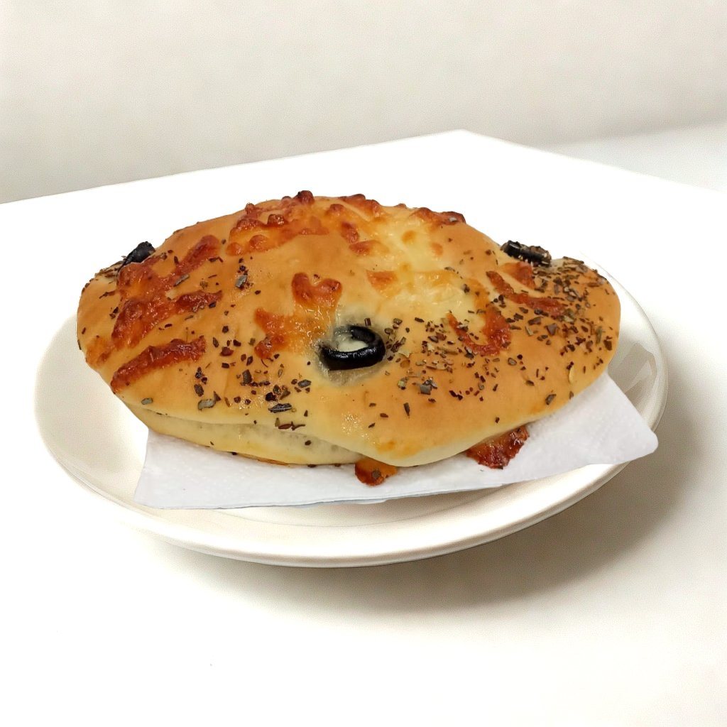 mushroom calzone