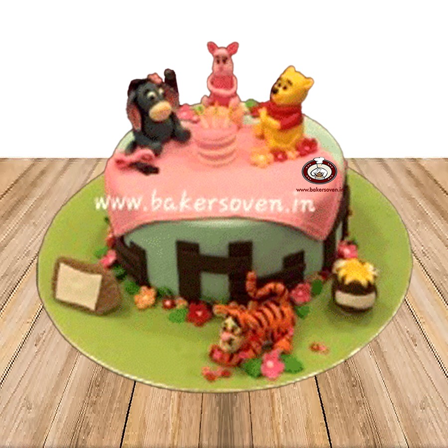 Winnie the Pooh Cakes  Topper Tutorials